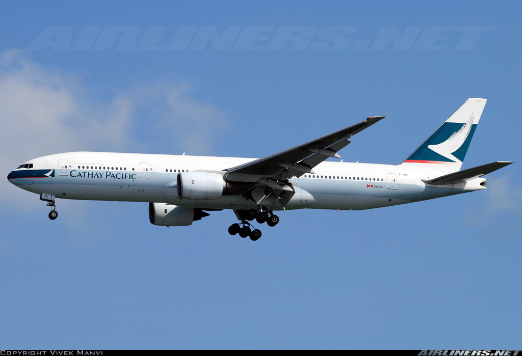 Cathay Pacific Boeing 777-200 | B-HNL